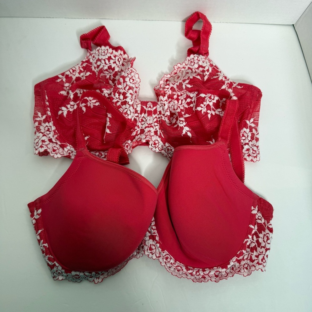 Wacoal Embrace Lace T-shirt Underwire bras 2 pack Size 36